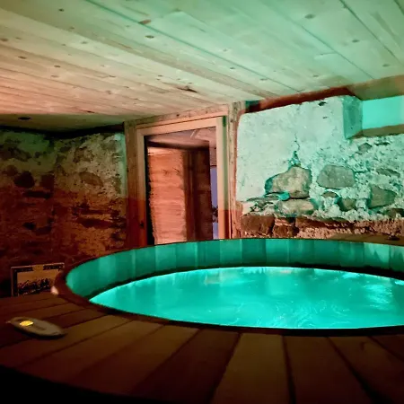 Alpen Charme - D'hotes Et 3* Gsteig