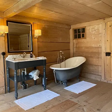 Alpen Charme - D'hotes Et 3* Gsteig