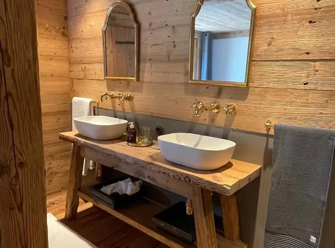 Alpen Charme - D'hotes Et 3*