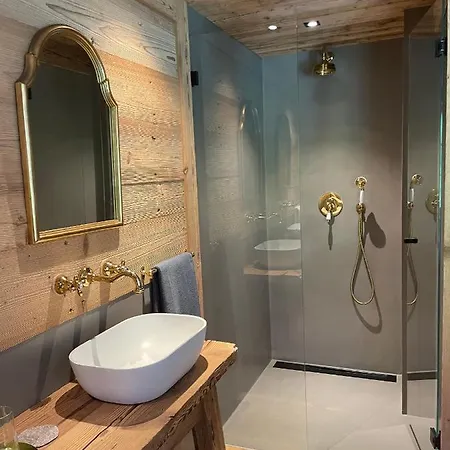 Bed & Breakfast Alpen Charme - D'hotes Et Gsteig